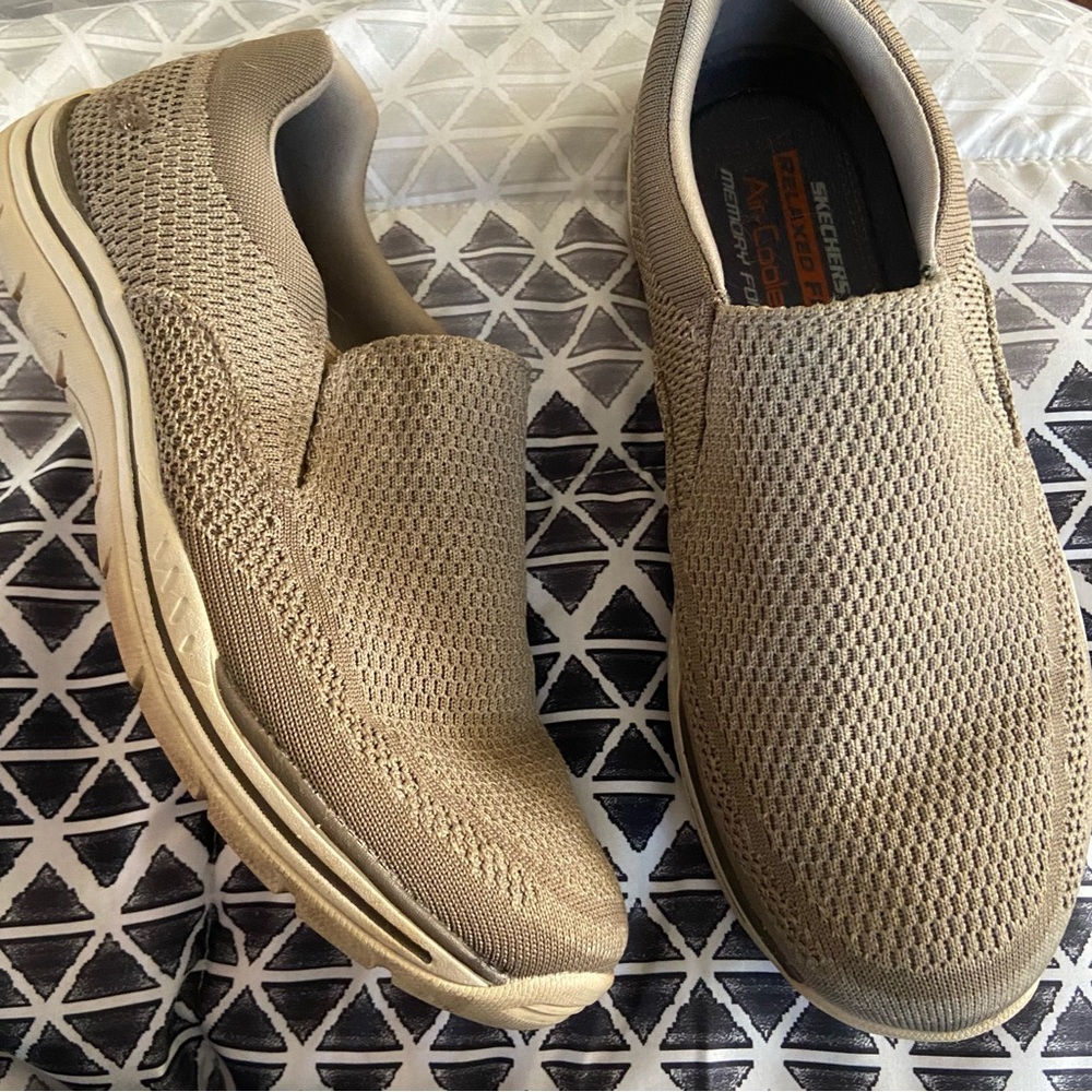 Men’s Sketchers Relaxed Fit Shoes